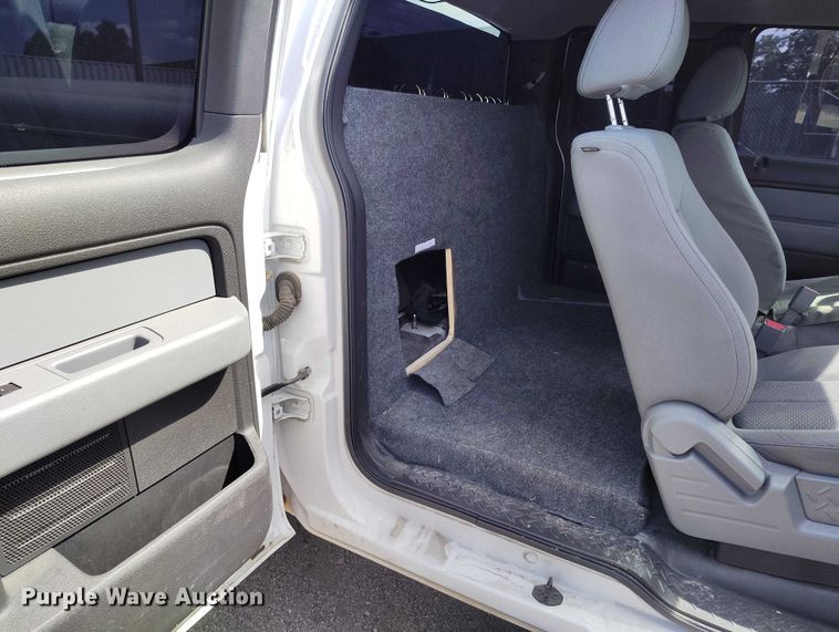 image for item ED0030 2014 Ford F150 Ext. Cab pickup truck