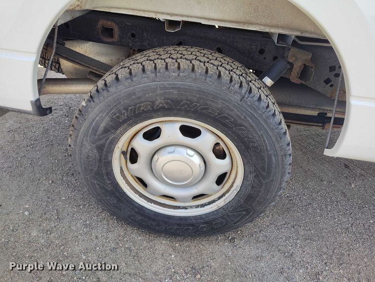 image for item ED0030 2014 Ford F150 Ext. Cab pickup truck