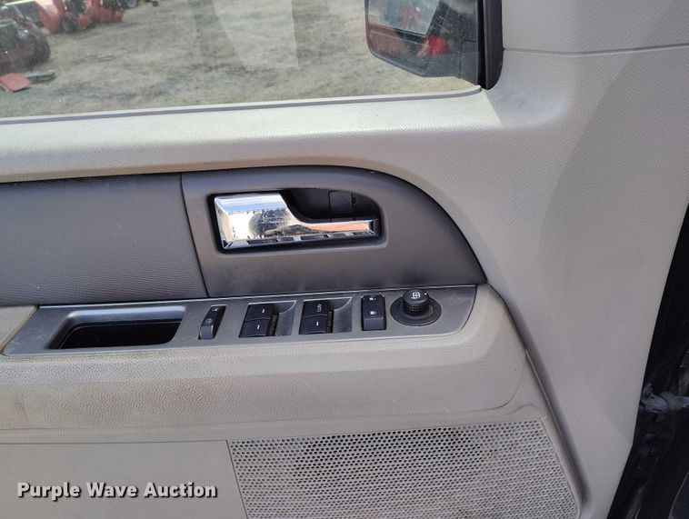 image for item ED0032 2012 Ford Expedition SUV