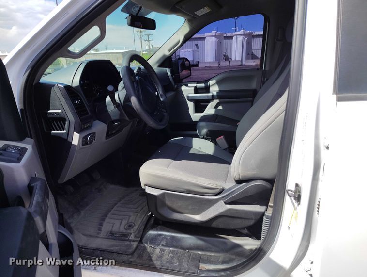 image for item ED0035 2017 Ford F150 Crew Cab pickup truck