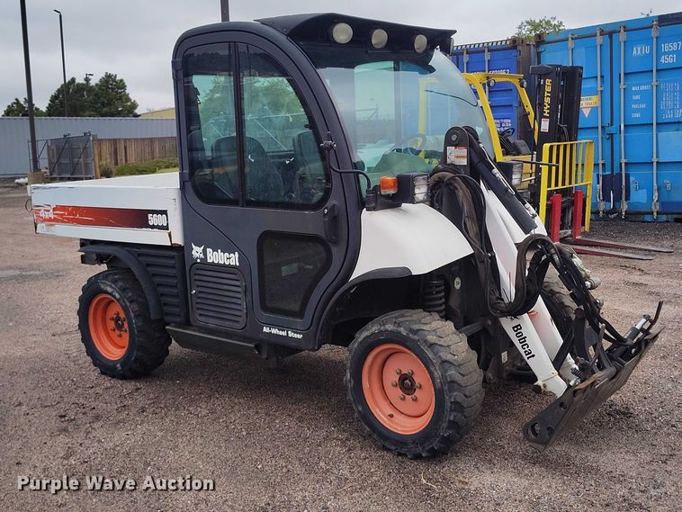 image for item ED0044 2014 Bobcat 5600 utility vehicle