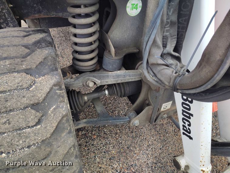 image for item ED0044 2014 Bobcat 5600 utility vehicle