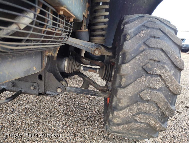 image for item ED0044 2014 Bobcat 5600 utility vehicle