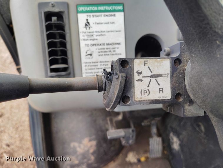 image for item ED0044 2014 Bobcat 5600 utility vehicle