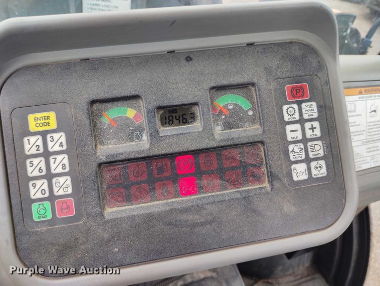 image for item ED0044 2014 Bobcat 5600 utility vehicle
