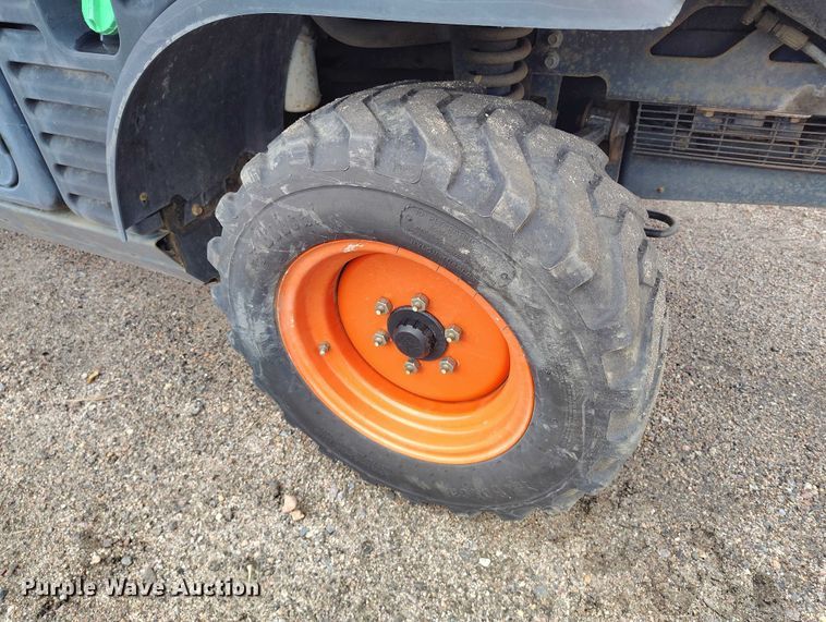 image for item ED0044 2014 Bobcat 5600 utility vehicle