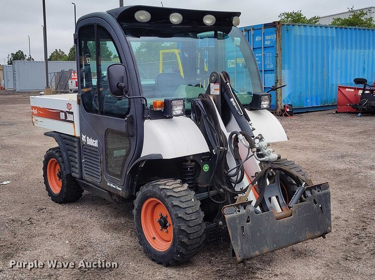 image for item ED0045 2015 Bobcat 5600 utility vehicle