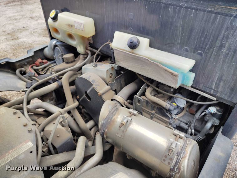 image for item ED0045 2015 Bobcat 5600 utility vehicle