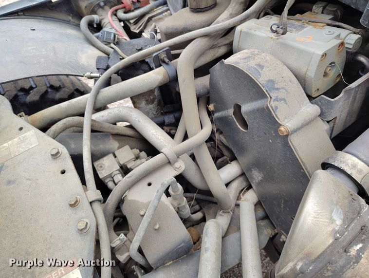 image for item ED0045 2015 Bobcat 5600 utility vehicle