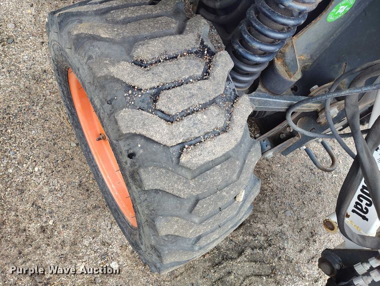 image for item ED0045 2015 Bobcat 5600 utility vehicle