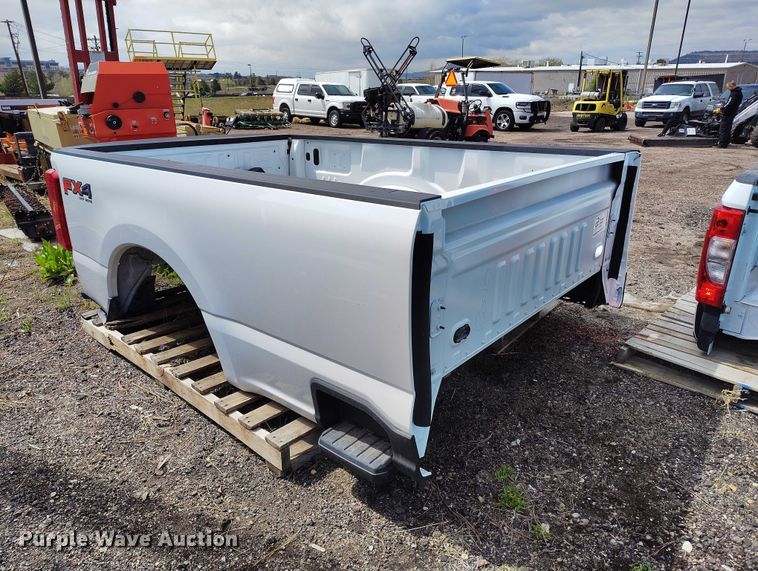 image for item ED0086 Ford Super Duty pickup truck bed