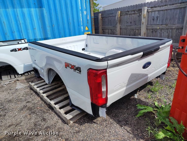 image for item ED0086 Ford Super Duty pickup truck bed