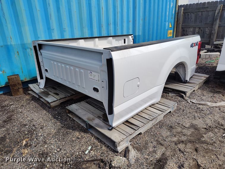 Ford Super Duty pickup truck bed