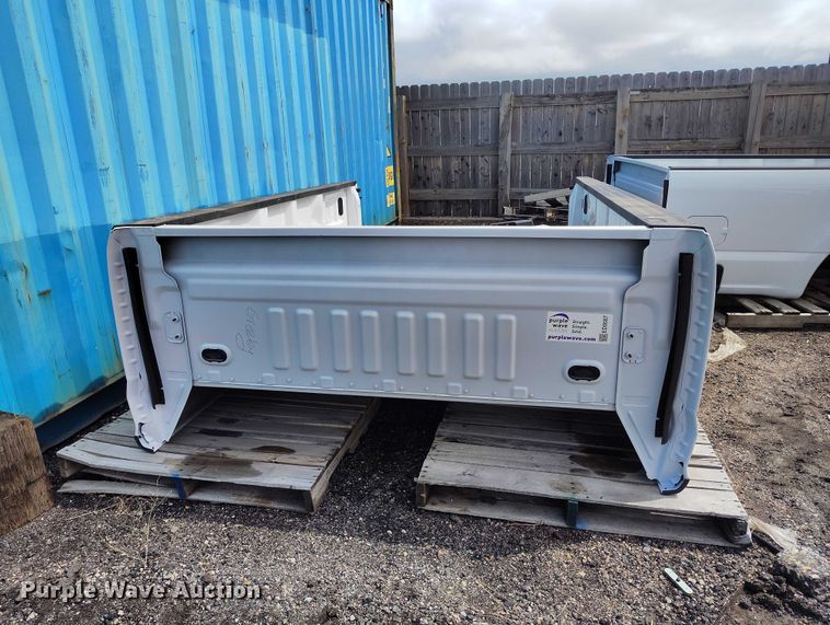 image for item ED0087 Ford Super Duty pickup truck bed