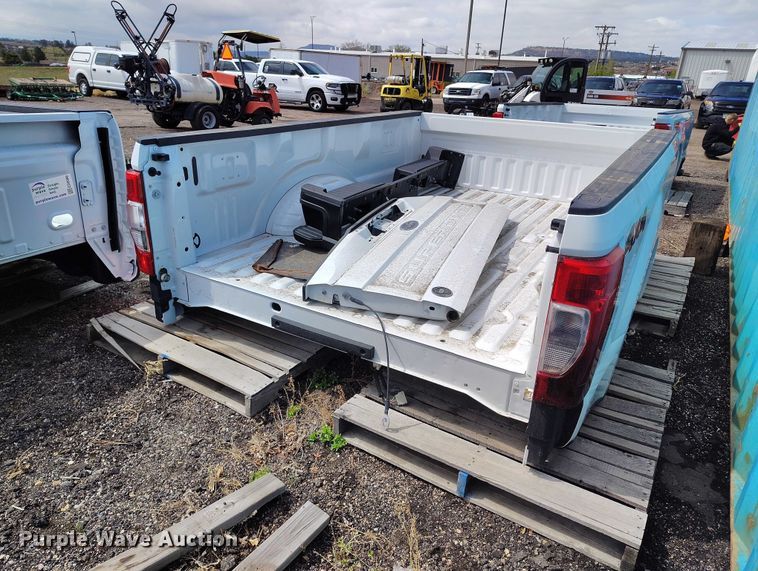 image for item ED0087 Ford Super Duty pickup truck bed