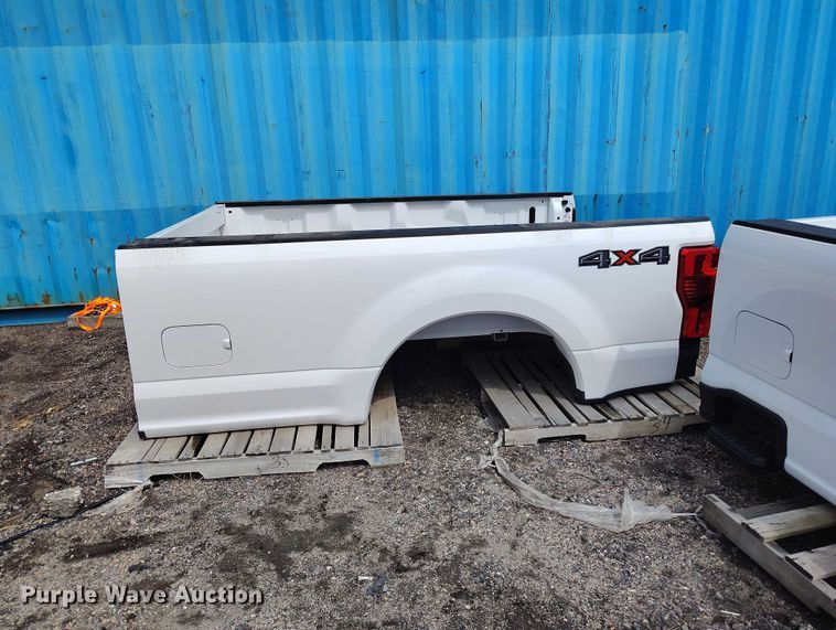 image for item ED0087 Ford Super Duty pickup truck bed