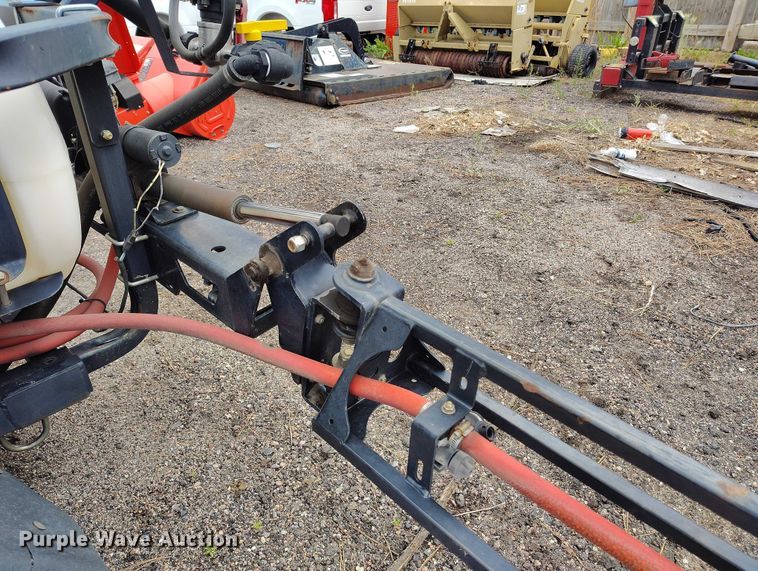 image for item ED0089 2009 SmithCo Spray Star 1750 sprayer