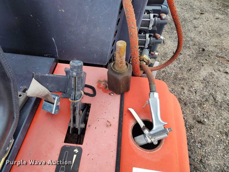 image for item ED0089 2009 SmithCo Spray Star 1750 sprayer