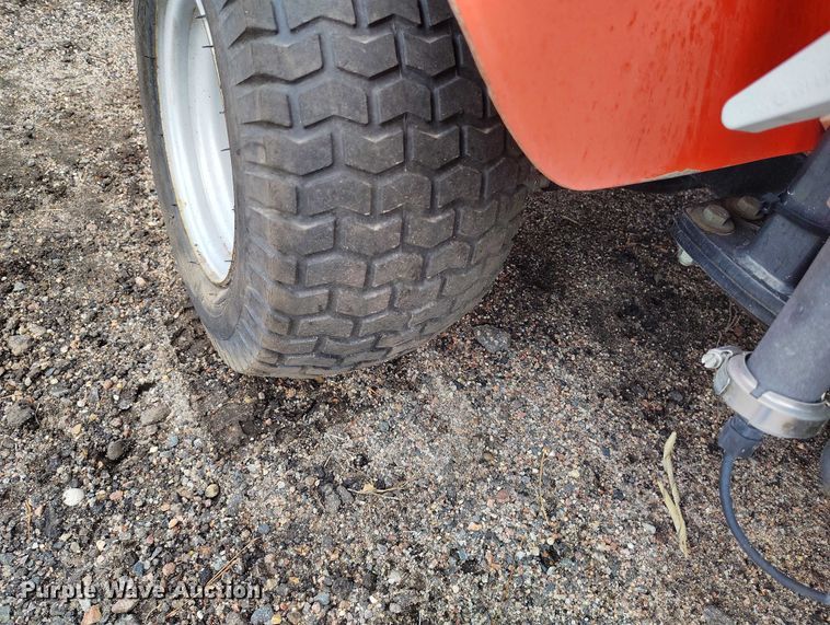 image for item ED0089 2009 SmithCo Spray Star 1750 sprayer