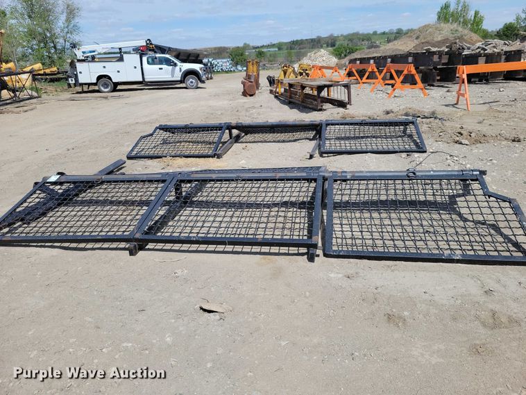 image for item EE0989 (2) sand screens