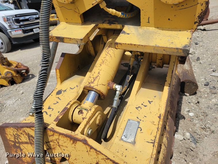 image for item EE0991 Dymax excavator swivel bucket