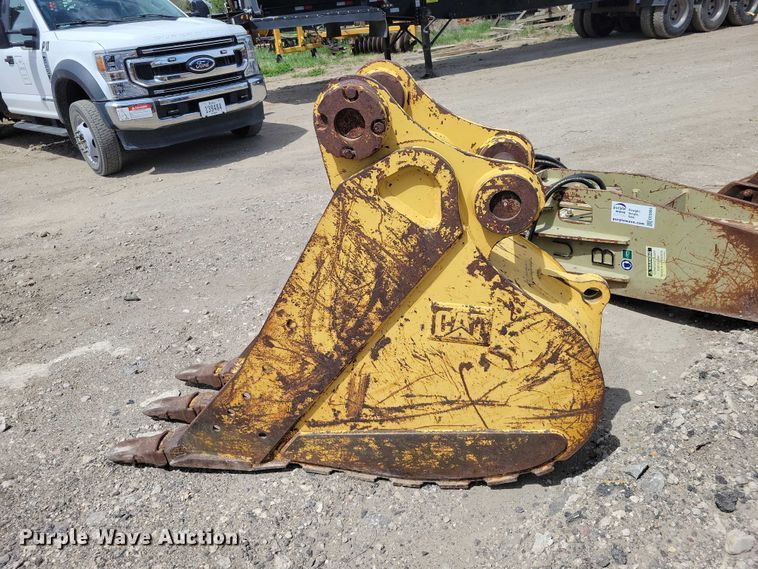 image for item EE0993 Caterpillar excavator bucket