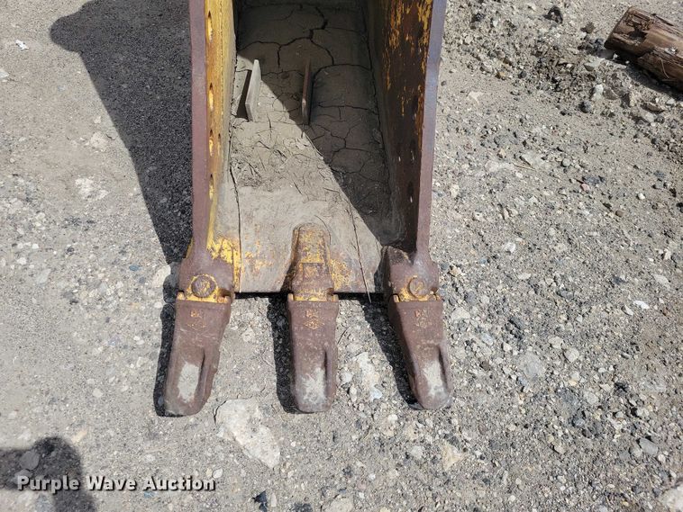 image for item EE0993 Caterpillar excavator bucket