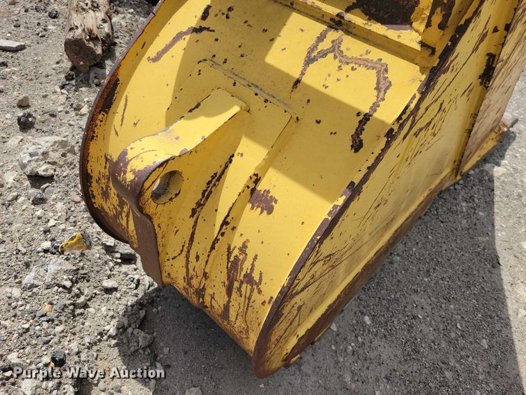 image for item EE0993 Caterpillar excavator bucket