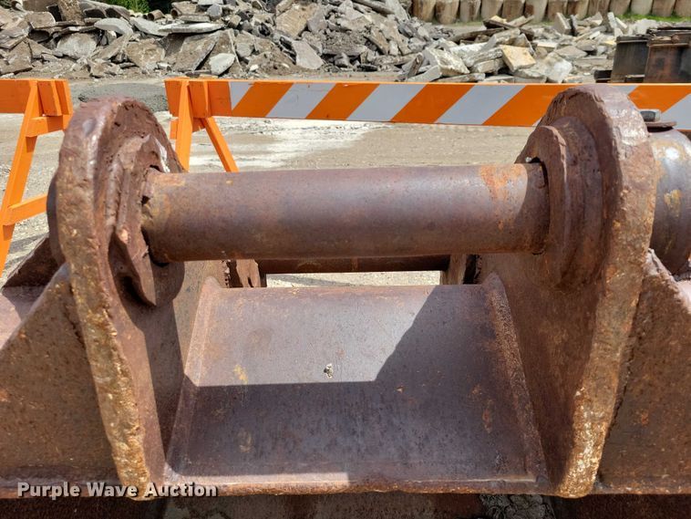 image for item EE0995 Fleco excavator bucket
