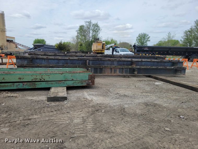 image for item EE0996 Bridge beams and pilings