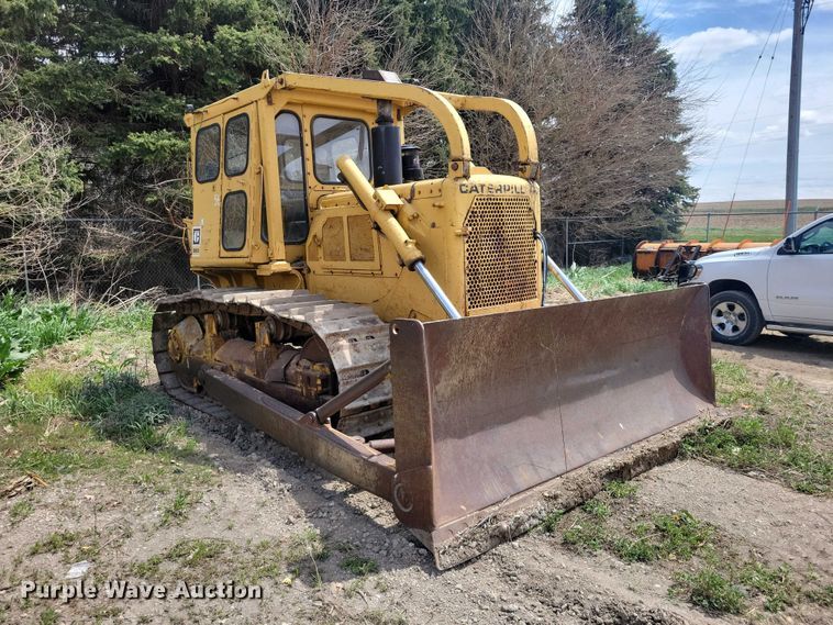 image for item EE0998 1976 Caterpillar D6C dozer