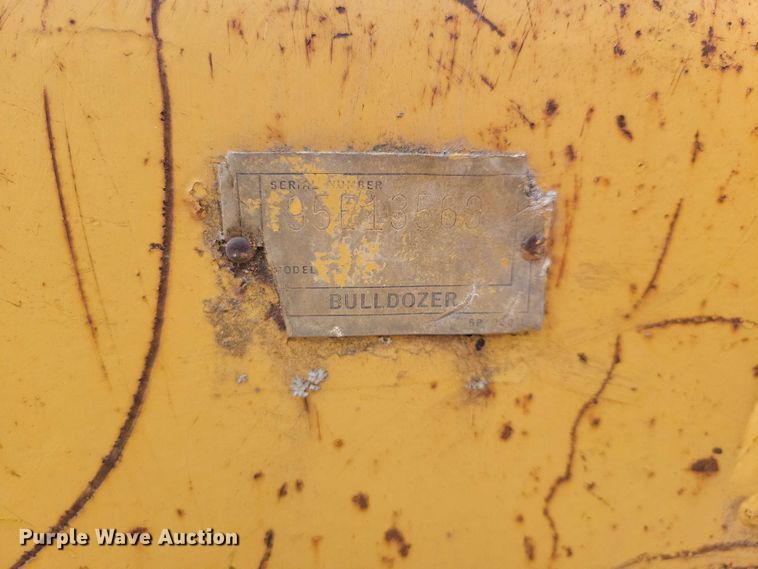 image for item EE0998 1976 Caterpillar D6C dozer