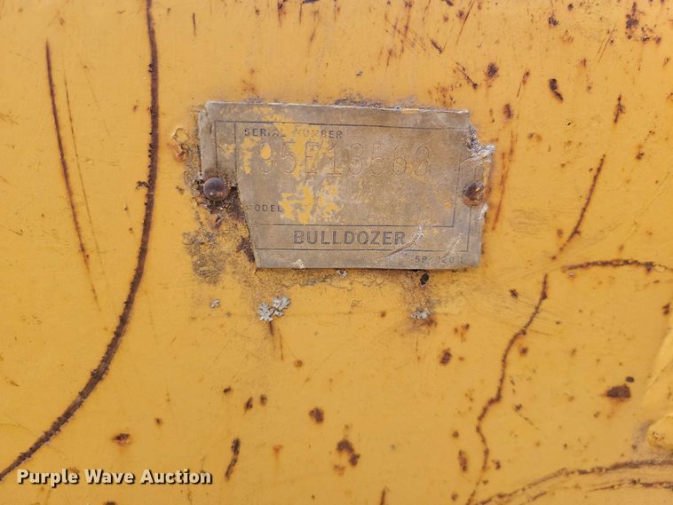 image for item EE0998 1976 Caterpillar D6C dozer