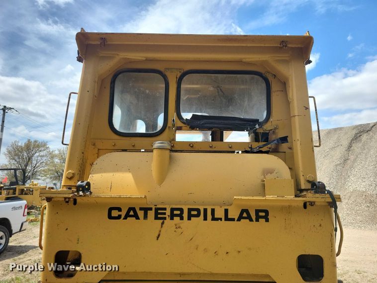 image for item EE0998 1976 Caterpillar D6C dozer