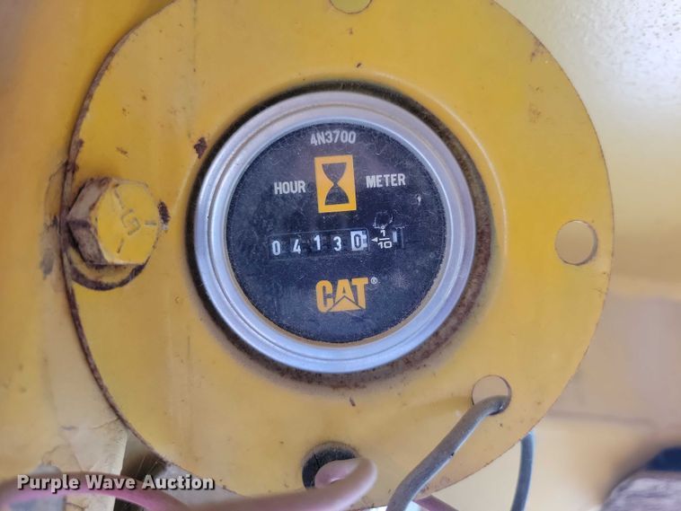 image for item EE0998 1976 Caterpillar D6C dozer