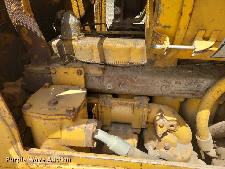 image for item EE0998 1976 Caterpillar D6C dozer