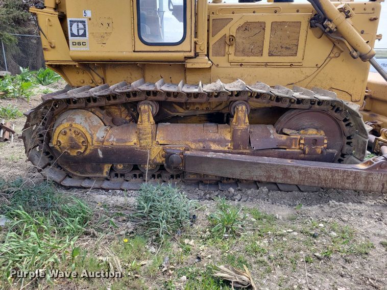 image for item EE0998 1976 Caterpillar D6C dozer