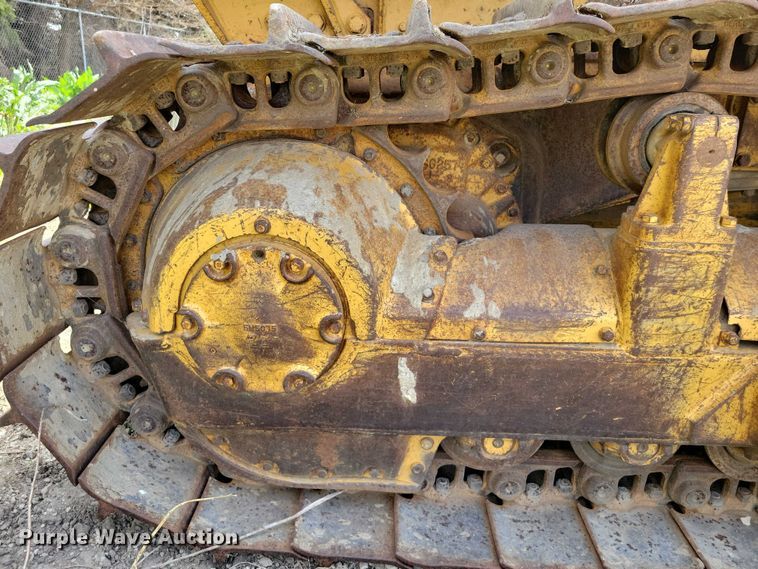 image for item EE0998 1976 Caterpillar D6C dozer