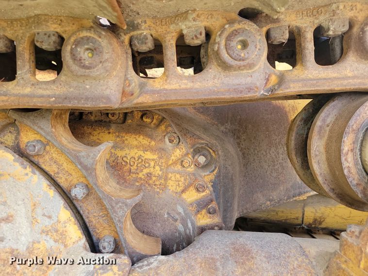 image for item EE0998 1976 Caterpillar D6C dozer