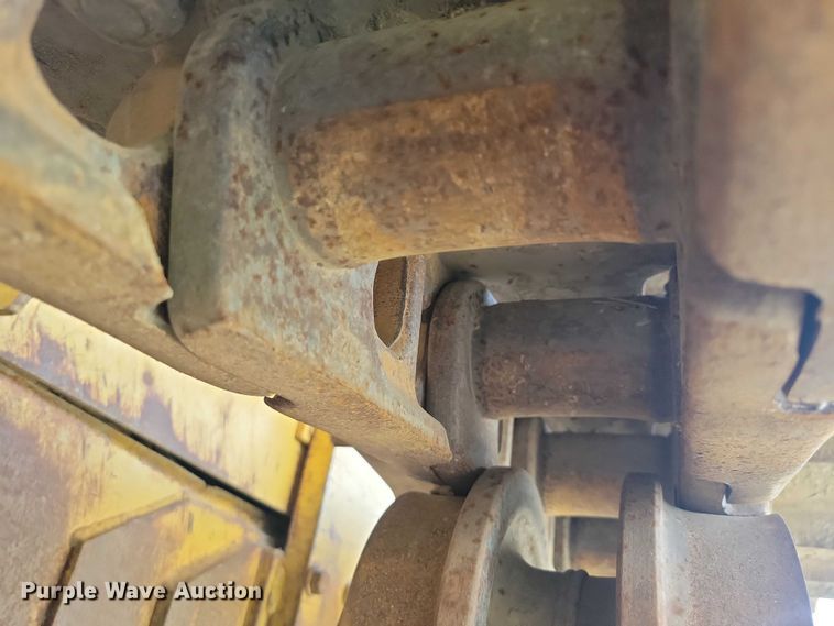 image for item EE0998 1976 Caterpillar D6C dozer