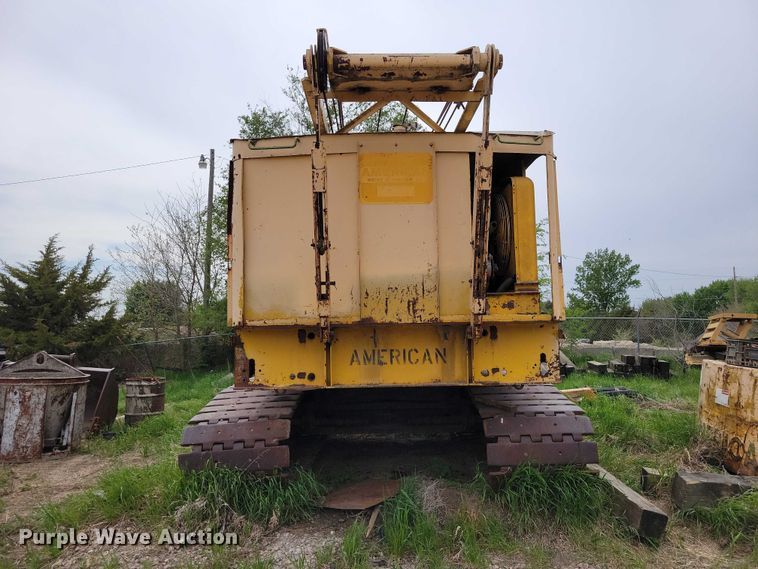 image for item EE1002 American 599 crane