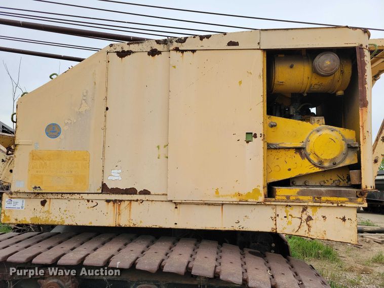 image for item EE1002 American 599 crane