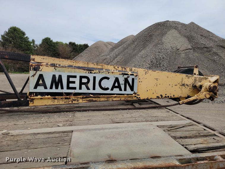 image for item EE1002 American 599 crane