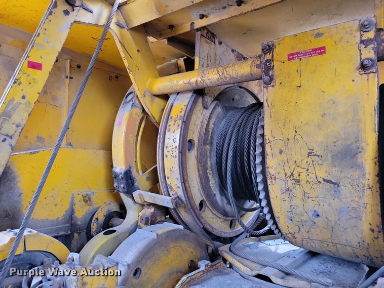 image for item EE1002 American 599 crane