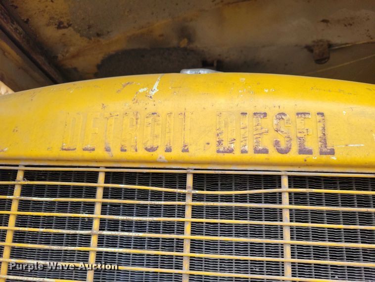 image for item EE1002 American 599 crane