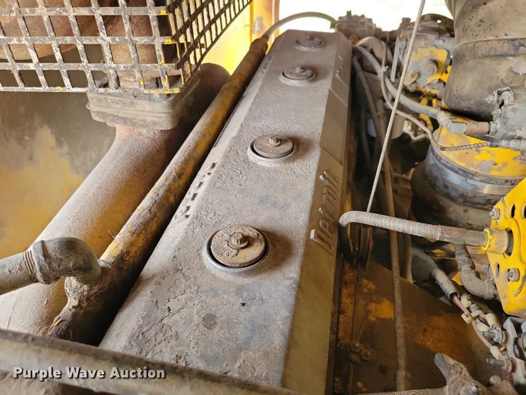image for item EE1002 American 599 crane