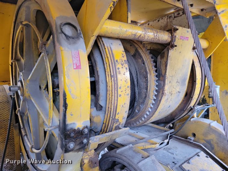 image for item EE1002 American 599 crane