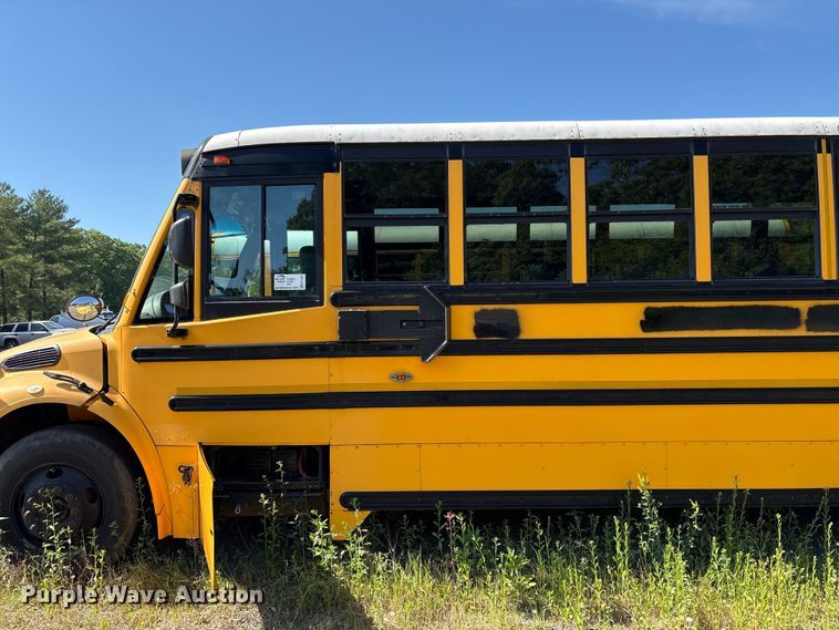 image for item EF1207 2008 Thomas Built B2 school bus