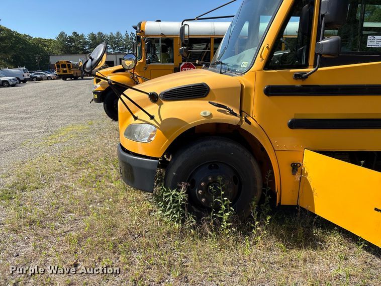image for item EF1207 2008 Thomas Built B2 school bus