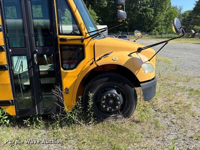 image for item EF1207 2008 Thomas Built B2 school bus